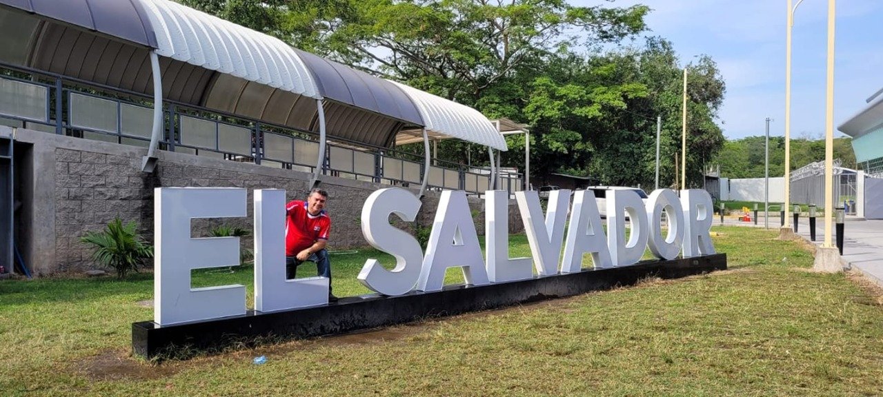 Enamorate del Salvador 5D4N